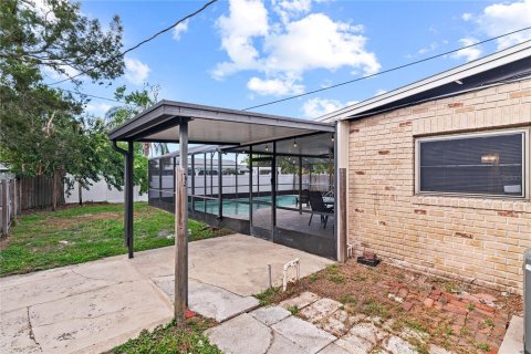 House in Orlando, Florida 4 bedrooms, 159.42 sq.m. № 1670611 - photo 21