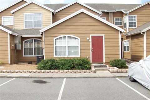 Townhouse in Davenport, Florida 1 bedroom, 37.16 sq.m. № 1915944 - photo 1