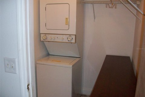 Townhouse in Davenport, Florida 1 bedroom, 37.16 sq.m. № 1915944 - photo 8
