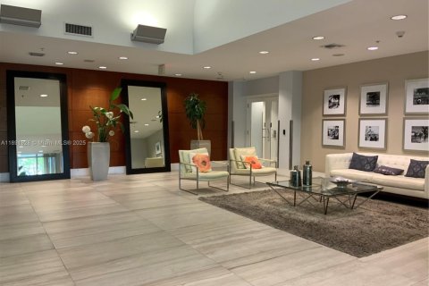 Copropriété à louer à Miami, Floride: 2 chambres, 86.86 m2 № 1943817 - photo 22