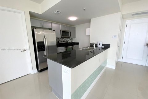 Copropriété à louer à Miami, Floride: 2 chambres, 86.86 m2 № 1943817 - photo 10