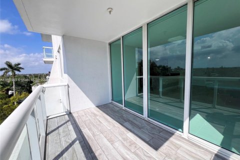 Copropriété à louer à Miami, Floride: 2 chambres, 86.86 m2 № 1943817 - photo 21