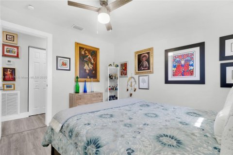 Villa ou maison à vendre à Wilton Manors, Floride: 3 chambres, 117.06 m2 № 1923006 - photo 21