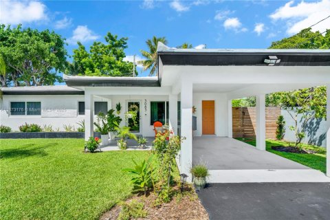 Villa ou maison à vendre à Wilton Manors, Floride: 3 chambres, 117.06 m2 № 1923006 - photo 2