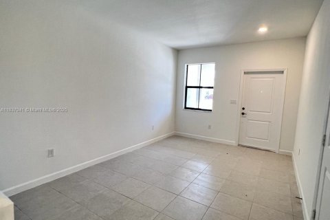 Townhouse in Homestead, Florida 4 bedrooms, 169.08 sq.m. № 1823595 - photo 11