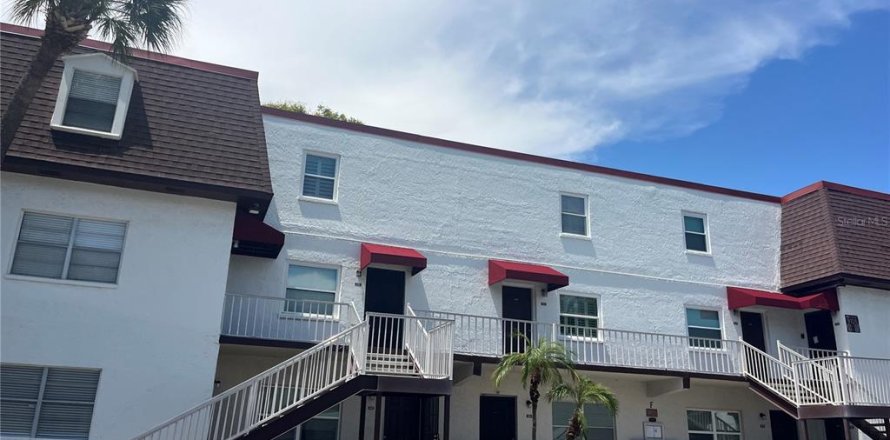 Condo in Tampa, Florida, 1 bedroom  № 2209825