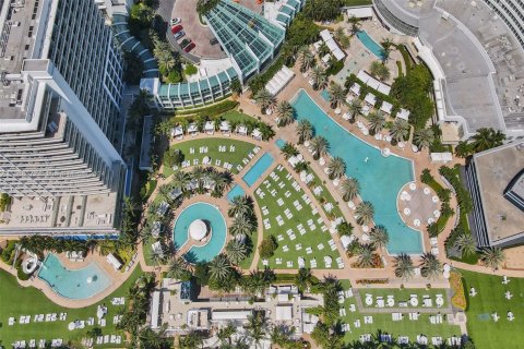 Condominio en venta en Miami Beach, Florida, 53.33 m2 № 1860396 - foto 19