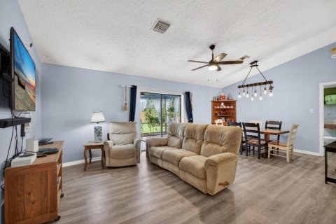 Casa en venta en Port St. Lucie, Florida, 3 dormitorios, 113.53 m2 № 2260134 - foto 11