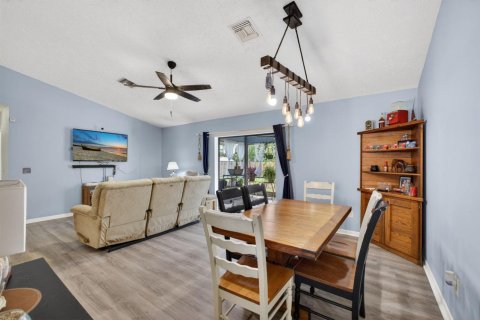 Casa en venta en Port St. Lucie, Florida, 3 dormitorios, 113.53 m2 № 2260134 - foto 13