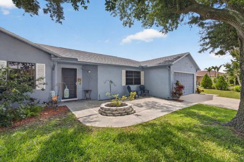 Casa en venta en Port St. Lucie, Florida, 3 dormitorios, 113.53 m2 № 2260134 - foto 8