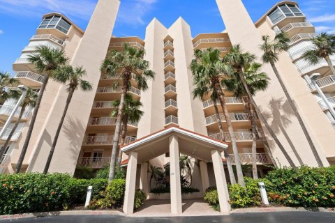 Condominio en alquiler en Hutchinson Island South, Florida, 2 dormitorios, 110.27 m2 № 956839 - foto 1