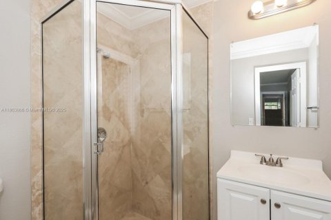House in Sunrise, Florida 2 bedrooms, 111.48 sq.m. № 1891735 - photo 14