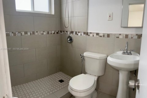 Apartment in Miami, Florida 1 bedroom, 63.17 sq.m. № 2155111 - photo 5
