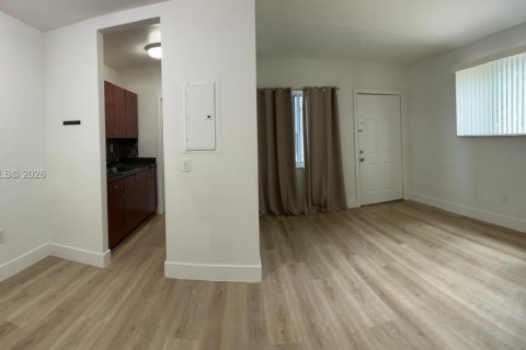 Apartment in Miami, Florida 1 bedroom, 63.17 sq.m. № 2155111 - photo 10