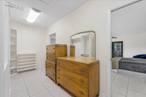 Villa ou maison à vendre à Moore Haven, Floride: 4 chambres, 251.39 m2 № 2146702 - photo 16