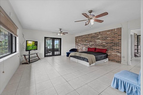 Villa ou maison à vendre à Moore Haven, Floride: 4 chambres, 251.39 m2 № 2146702 - photo 14