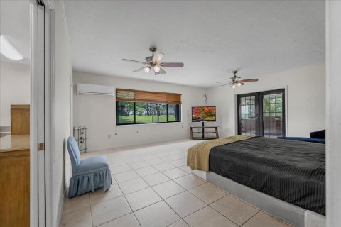 Villa ou maison à vendre à Moore Haven, Floride: 4 chambres, 251.39 m2 № 2146702 - photo 17