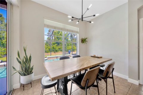 House in Wesley Chapel, Florida 4 bedrooms, 232.91 sq.m. № 1807493 - photo 9