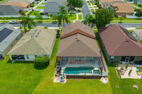 House in Wesley Chapel, Florida 4 bedrooms, 232.91 sq.m. № 1807493 - photo 24