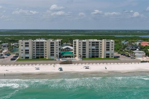 Condo in Ponce Inlet, Florida, 2 bedrooms № 2225785