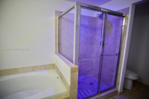 Condominio en venta en Aventura, Florida, 2 dormitorios, 187.66 m2 № 1992065 - foto 26