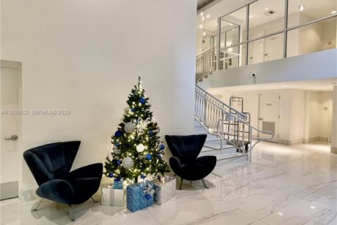 Condominio en venta en Aventura, Florida, 2 dormitorios, 187.66 m2 № 1992065 - foto 8