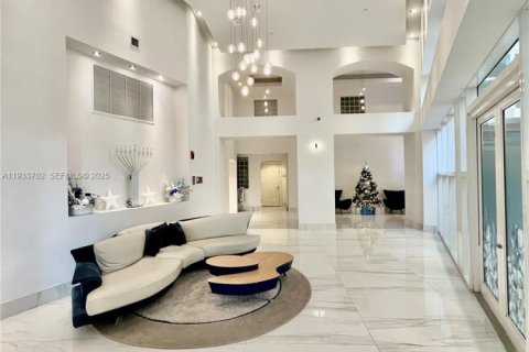 Condominio en venta en Aventura, Florida, 2 dormitorios, 187.66 m2 № 1992065 - foto 7