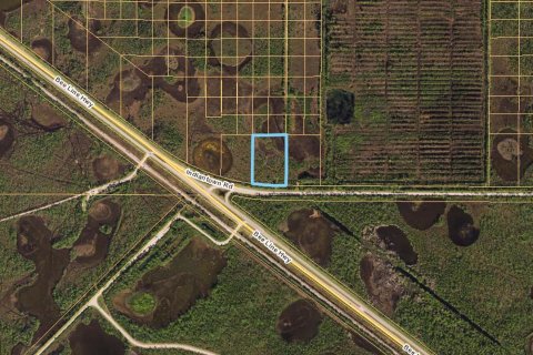 Commercial property in Jupiter, Florida № 2245277 - photo 7