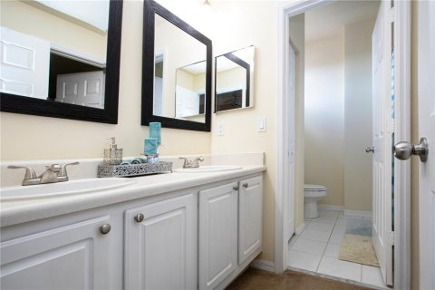Купить кондоминиум в Сарасота, Флорида 8 комнат, 126.25м2, № 2100757 - фото 27