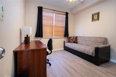Купить кондоминиум в Сарасота, Флорида 8 комнат, 126.25м2, № 2100757 - фото 16