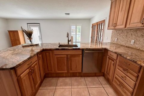 House in Royal Palm Beach, Florida 4 bedrooms, 185.8 sq.m. № 2086932 - photo 10