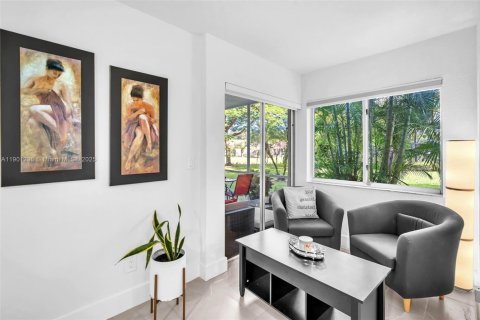 Condominio en venta en Plantation, Florida, 2 dormitorios, 118.08 m2 № 1964909 - foto 22