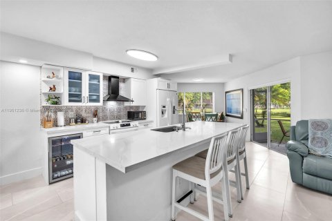 Condominio en venta en Plantation, Florida, 2 dormitorios, 118.08 m2 № 1964909 - foto 15