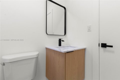 Снять в аренду кондоминиум в Майами-Бич, Флорида 2 спальни, 70.88м2, № 2030855 - фото 20