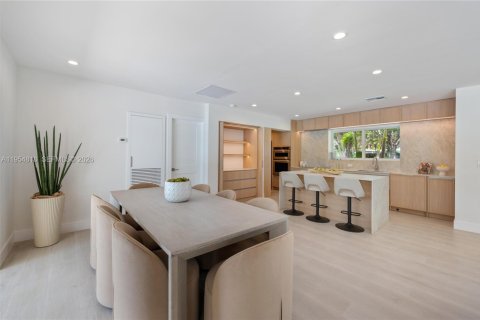 Villa ou maison à louer à Pinecrest, Floride: 4 chambres, 199.55 m2 № 2010858 - photo 14