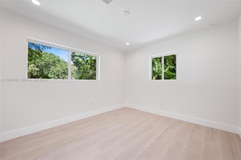 Villa ou maison à louer à Pinecrest, Floride: 4 chambres, 199.55 m2 № 2010858 - photo 21