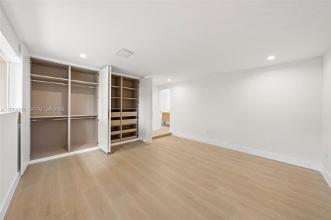 Villa ou maison à louer à Pinecrest, Floride: 4 chambres, 199.55 m2 № 2010858 - photo 30