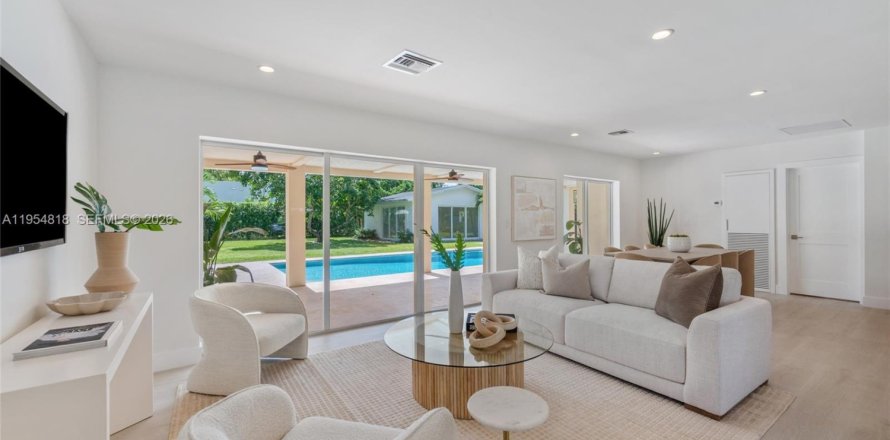 Villa ou maison à Pinecrest, Floride 4 chambres, 199.55 m2 № 2010858