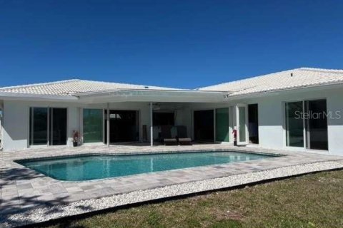 Casa en venta en Clearwater, Florida, 4 dormitorios, 202.81 m2 № 1582286 - foto 3
