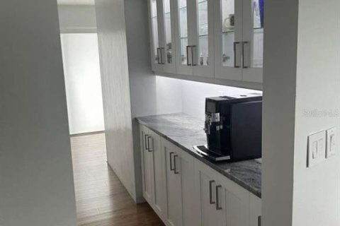 Casa en venta en Clearwater, Florida, 4 dormitorios, 202.81 m2 № 1582286 - foto 16