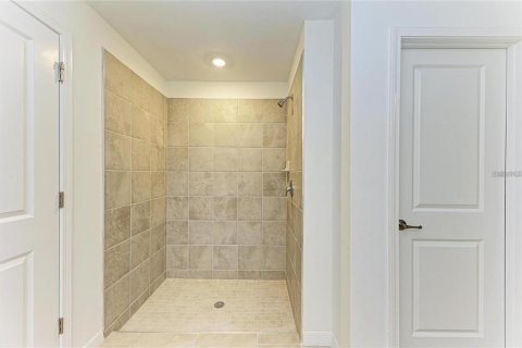 House in Port Charlotte, Florida 4 bedrooms, 180.32 sq.m. № 2229862 - photo 6