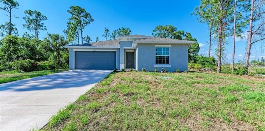 House in Port Charlotte, Florida 4 bedrooms, 180.32 sq.m. № 2229862