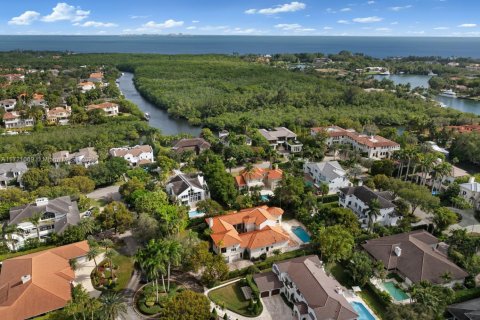 Casa en venta en Coral Gables, Florida, 6 dormitorios, 597.83 m2 № 1859359 - foto 19