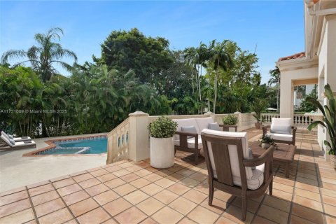 Casa en venta en Coral Gables, Florida, 6 dormitorios, 597.83 m2 № 1859359 - foto 6