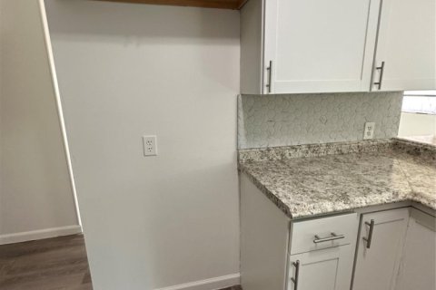 Casa en alquiler en Lake Worth, Florida, 3 dormitorios, 113.25 m2 № 1171255 - foto 1