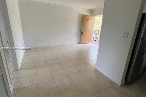 Copropriété à louer à Miami, Floride: 1 chambre, 49.52 m2 № 2168506 - photo 12