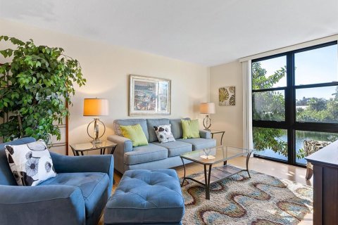 Condominio en venta en Sarasota, Florida, 1 dormitorio, 49.42 m2 № 2110339 - foto 11