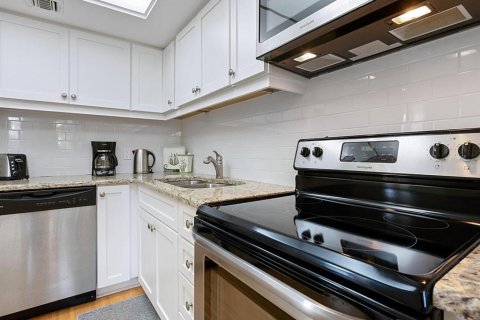 Condominio en venta en Sarasota, Florida, 1 dormitorio, 49.42 m2 № 2110339 - foto 7