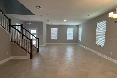 House in DeBary, Florida 4 bedrooms, 217.48 sq.m. № 1843806 - photo 5