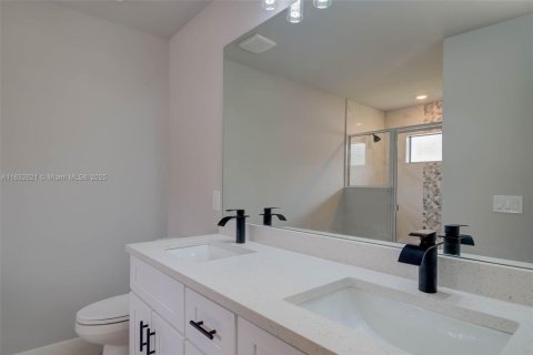 Villa ou maison à vendre à Lehigh Acres, Floride: 3 chambres, 171.22 m2 № 1814207 - photo 10